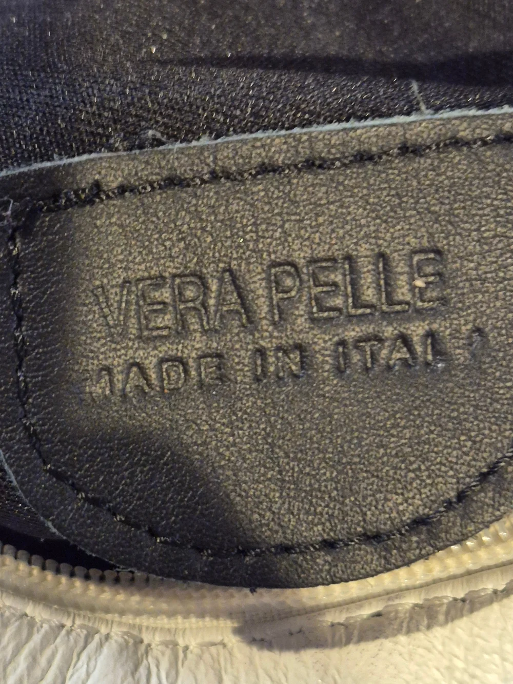Vera Pelle this vibrant